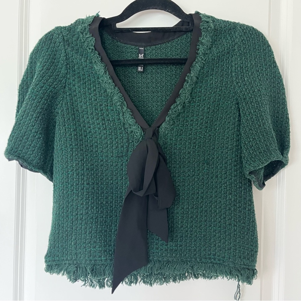 Zara trf Collection S Green Knit Textured Short Sleeve Blouse with Black Bow Tie